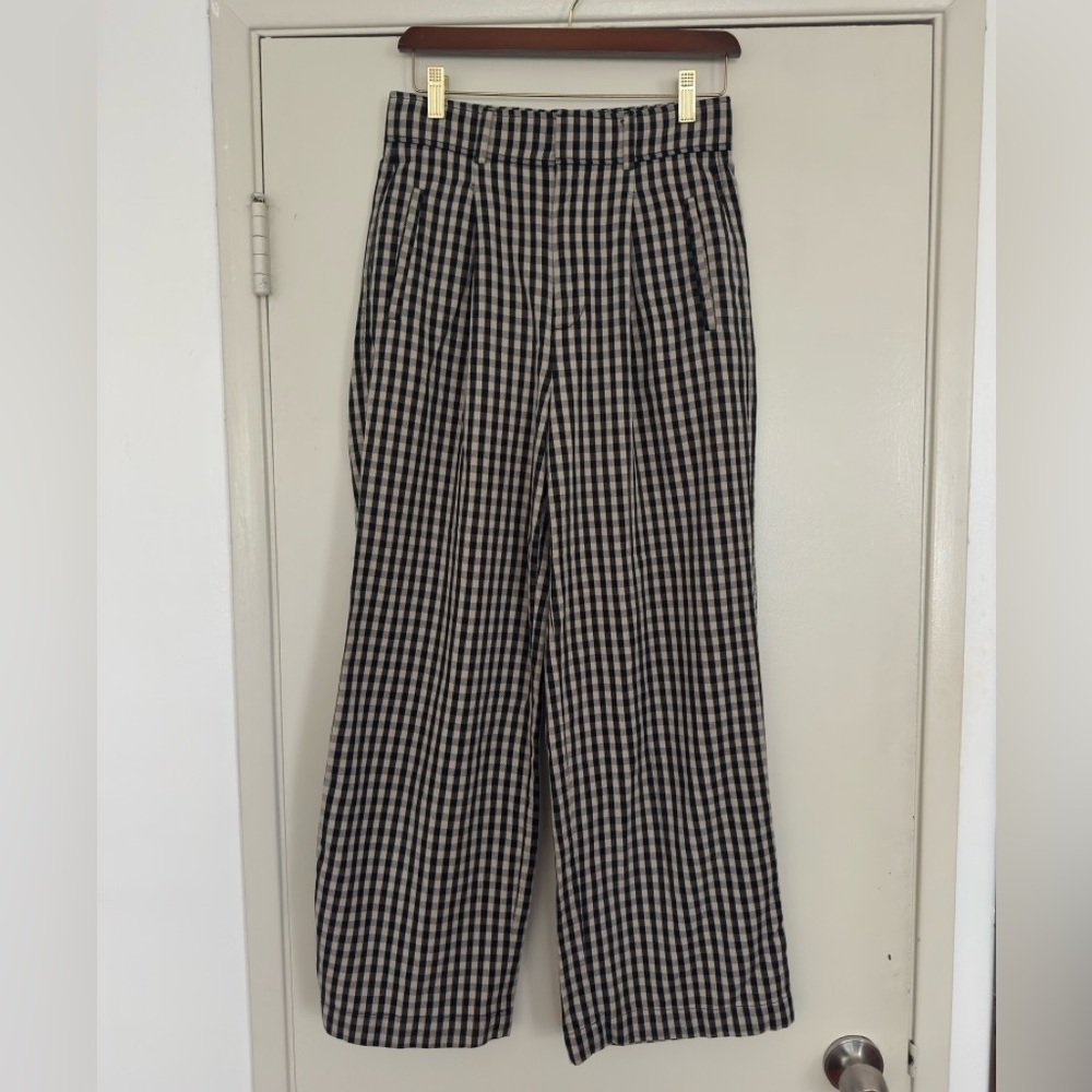 Everlane The Draper Pleated Pant in Buttersmooth size 2 SHORT